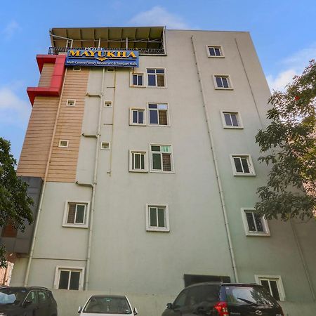 Super Townhouse Qualia Prime Hotel Near Nexus Mall Хайдарабад Экстерьер фото